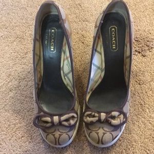 Coach wedges gently used